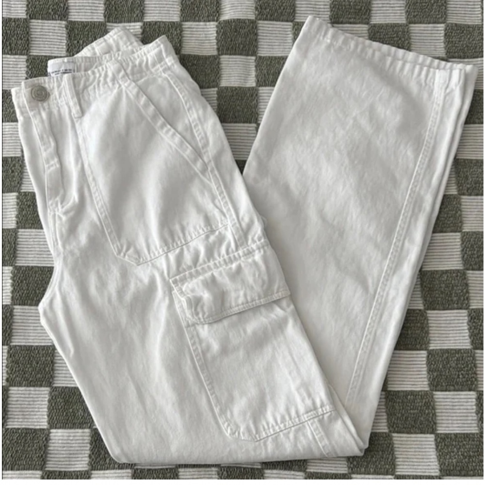 White High Rise Zara Cargo Pants Size 2